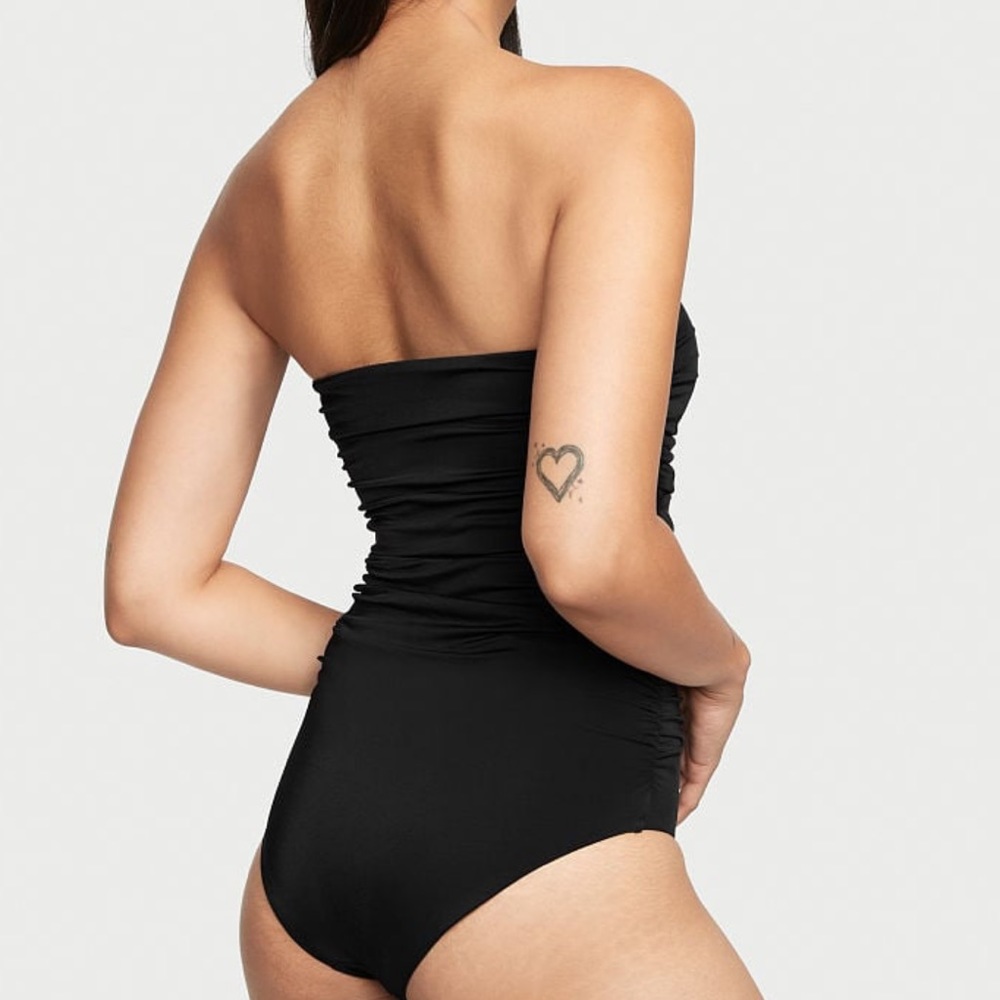 Victoria’s Secret Ruched One Piece - Picture 3 of 3